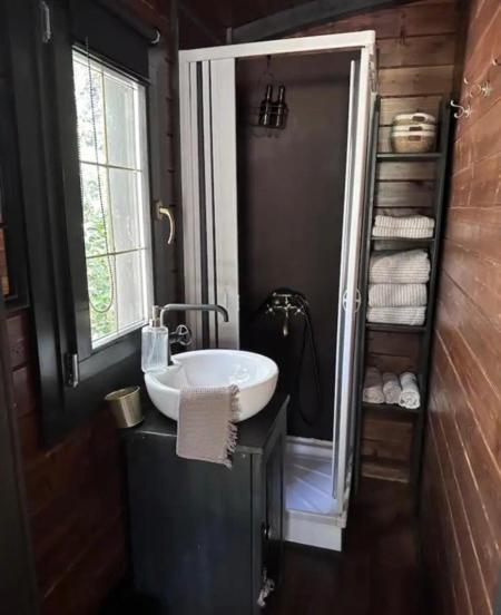 ホテル Roulotte / Tiny House Dans Les Alpilles Saint-Rémy-de-Provence エクステリア 写真